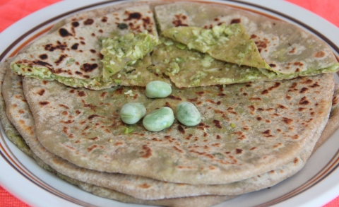 Paratha stuffed with Broadbeans and Panner